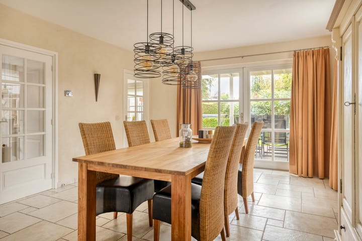 Vrijstaande woning te koop: Koningstraat 7, Haaren