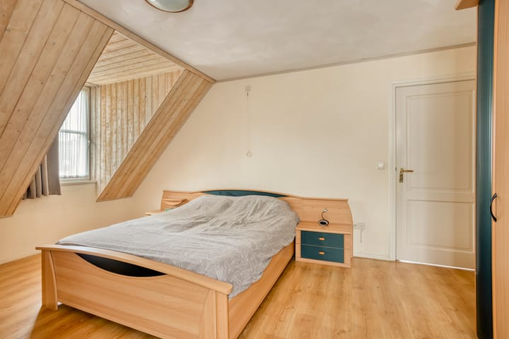 Vrijstaande woning te koop: Koningstraat 7, Haaren
