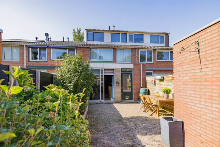 Tussenwoning te koop: Krepelstraat 3, Zoeterwoude