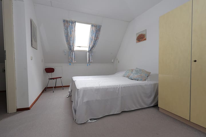 Twee-onder-één-kap te koop: Oude Dijk 9, Sneek