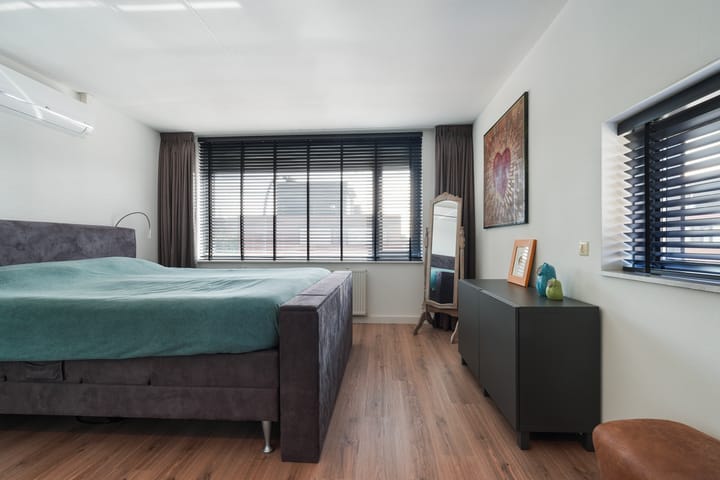 Vrijstaande woning te koop: Villa Fonteinkruid 16, Waalwijk