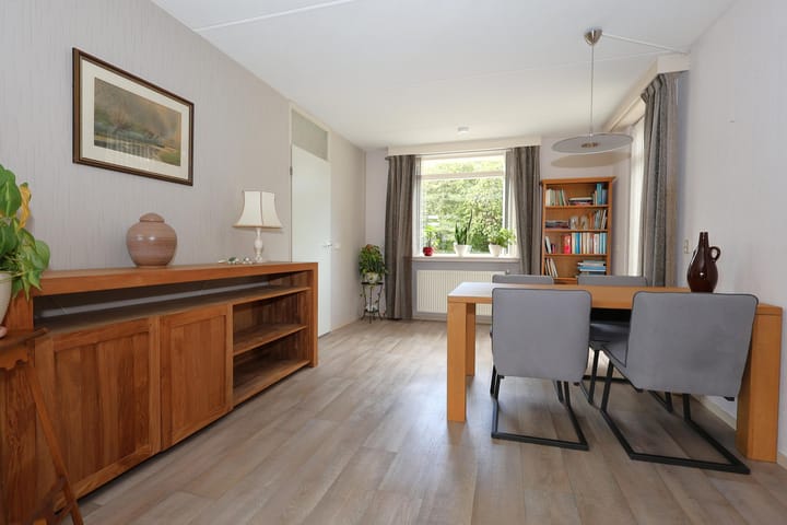 Twee-onder-één-kap te koop: Oude Dijk 9, Sneek