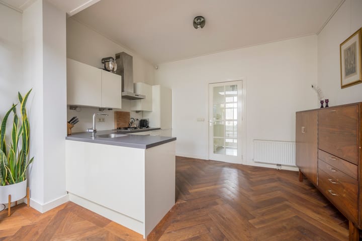 Tussenwoning te koop: Nieuwstraat 133, De Bilt