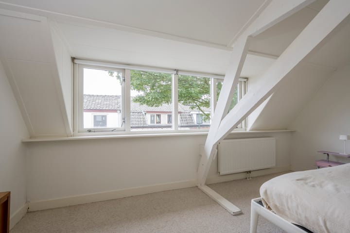 Tussenwoning te koop: Nieuwstraat 133, De Bilt
