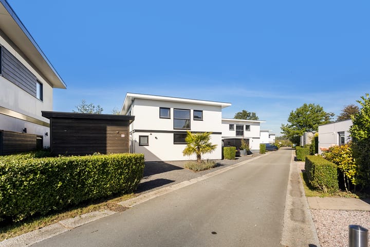 Vrijstaande woning te koop: Hulckesteijn 3-093, Nijkerk