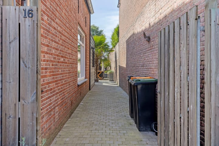 Vrijstaande woning te koop: Baarleseweg 16, Alphen (Nb)