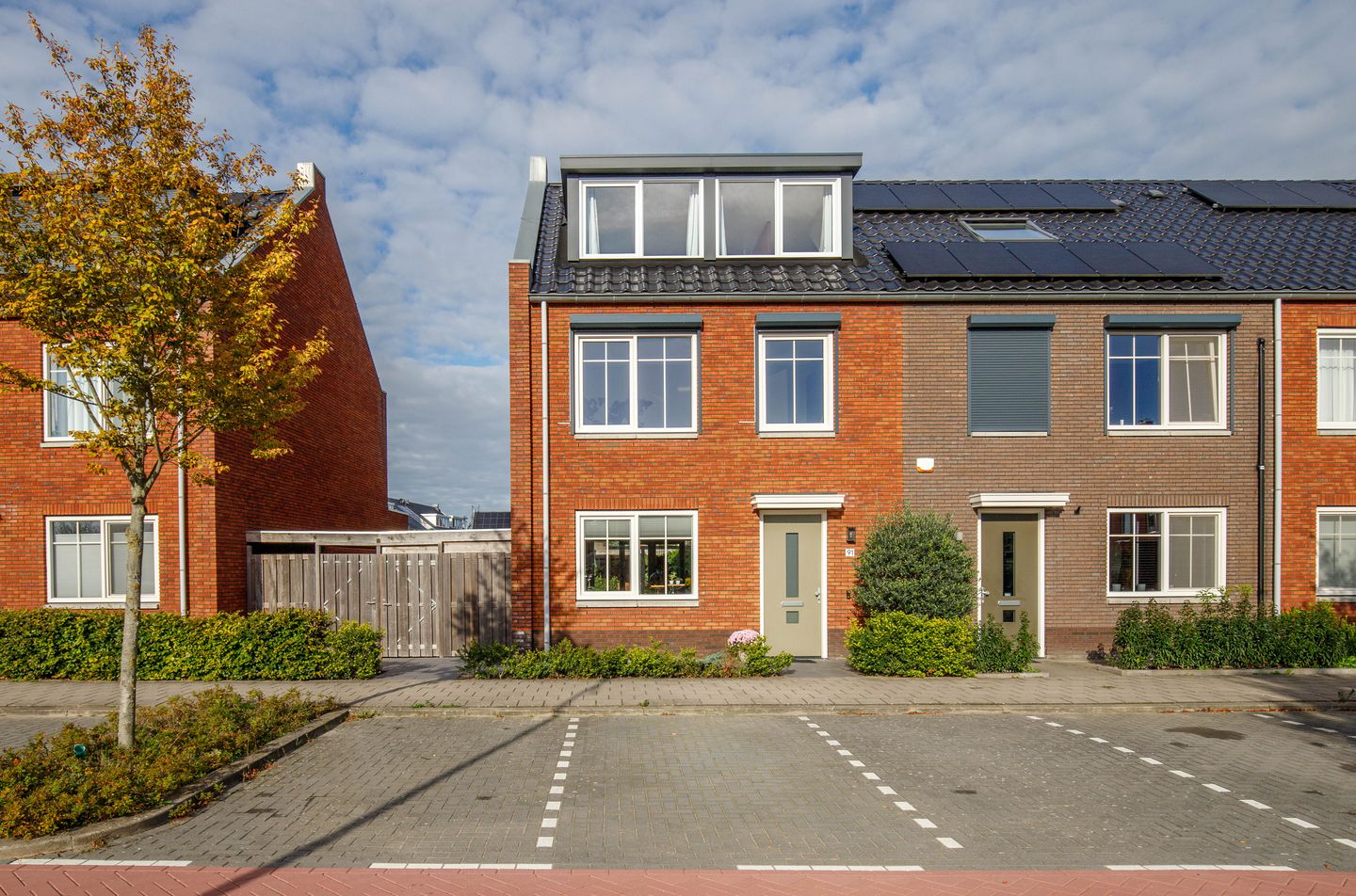 Photo 5 of Van Oranje-Nassaulaan 91