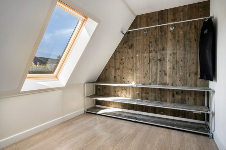 Tussenwoning te koop: Klaproos 6, Alphen (Nb)