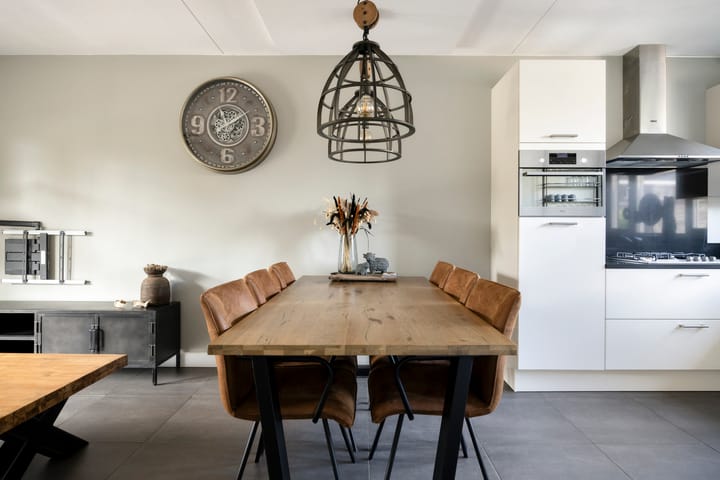 Tussenwoning te koop: Klaproos 6, Alphen (Nb)