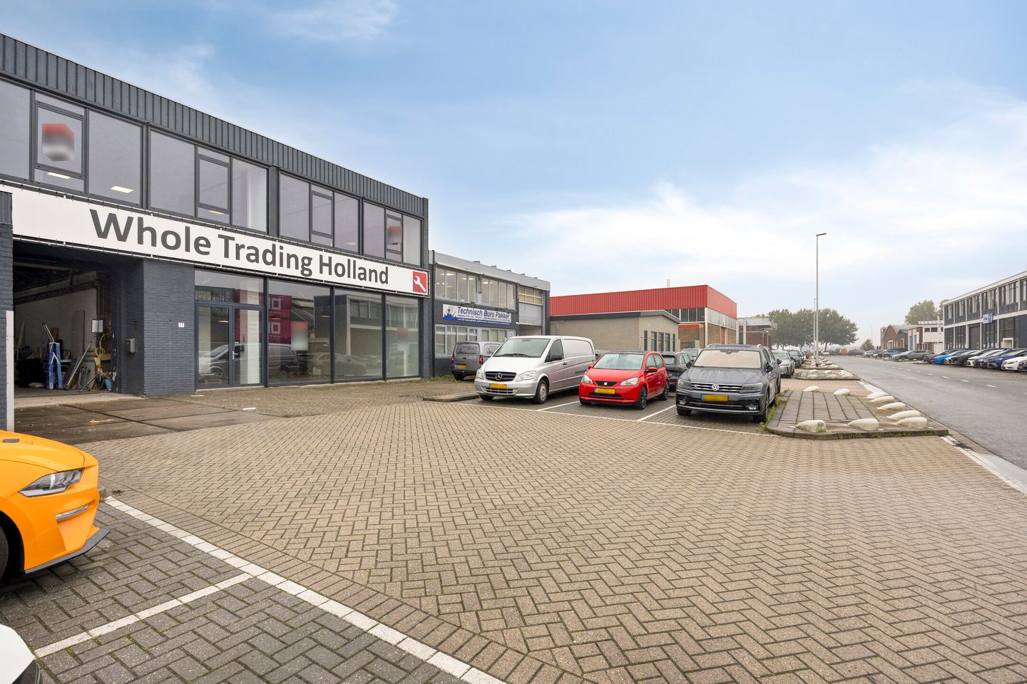 Bekijk foto 3 van Van Riemsdijkweg 17