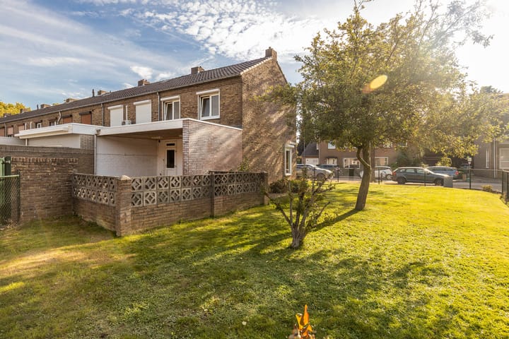 Hoekwoning te koop: Vrangendael 128, Sittard