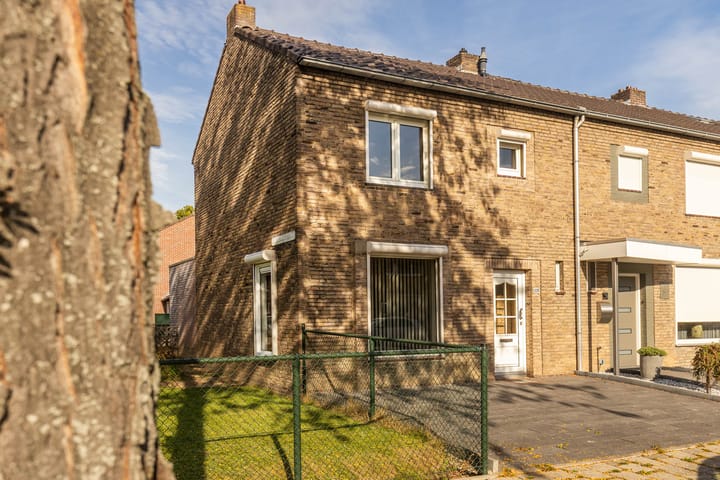 Hoekwoning te koop: Vrangendael 128, Sittard