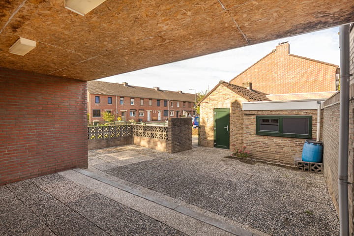 Hoekwoning te koop: Vrangendael 128, Sittard
