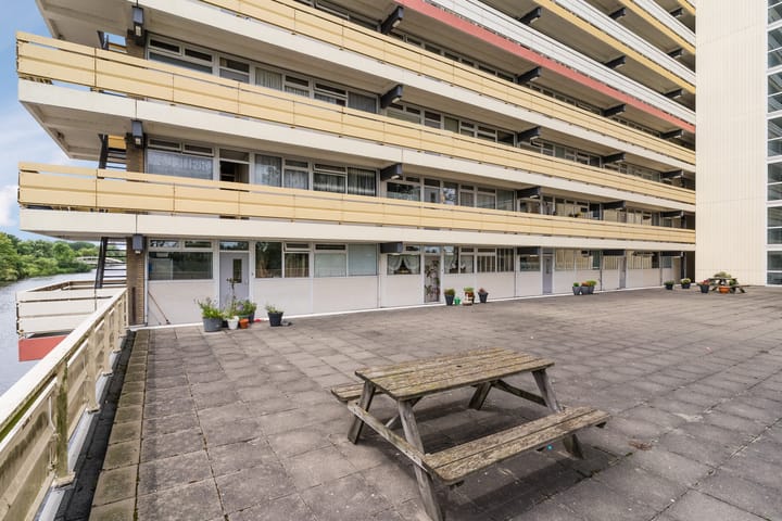 Appartement te koop: Oost-Dorsch 17, Zaandam