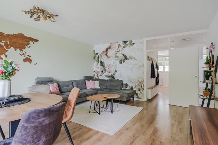 Appartement te koop: Oost-Dorsch 17, Zaandam