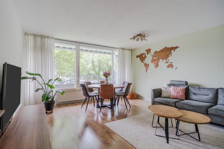 Appartement te koop: Oost-Dorsch 17, Zaandam