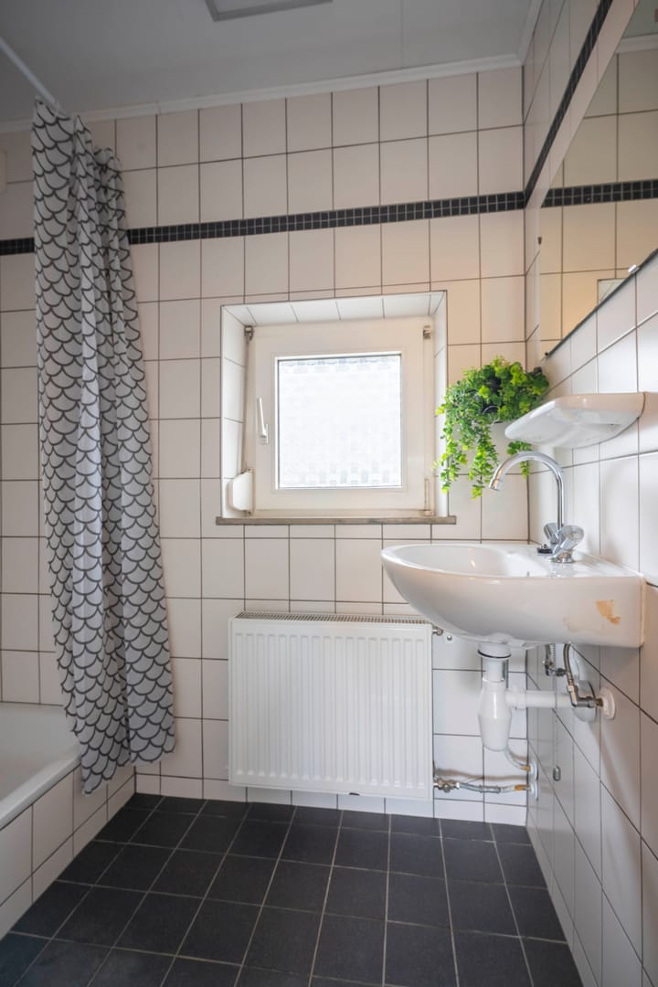Hoekwoning te koop: Burgemeester Loysonstraat 7, Landgraaf