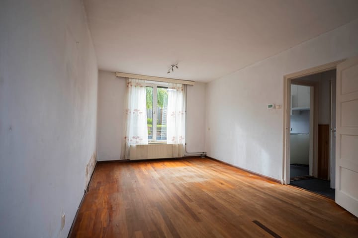 Hoekwoning te koop: Burgemeester Loysonstraat 7, Landgraaf