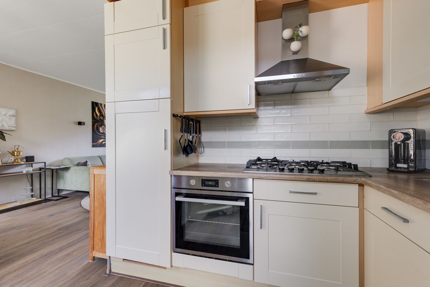 Photo 20 of Beatrixstraat 6