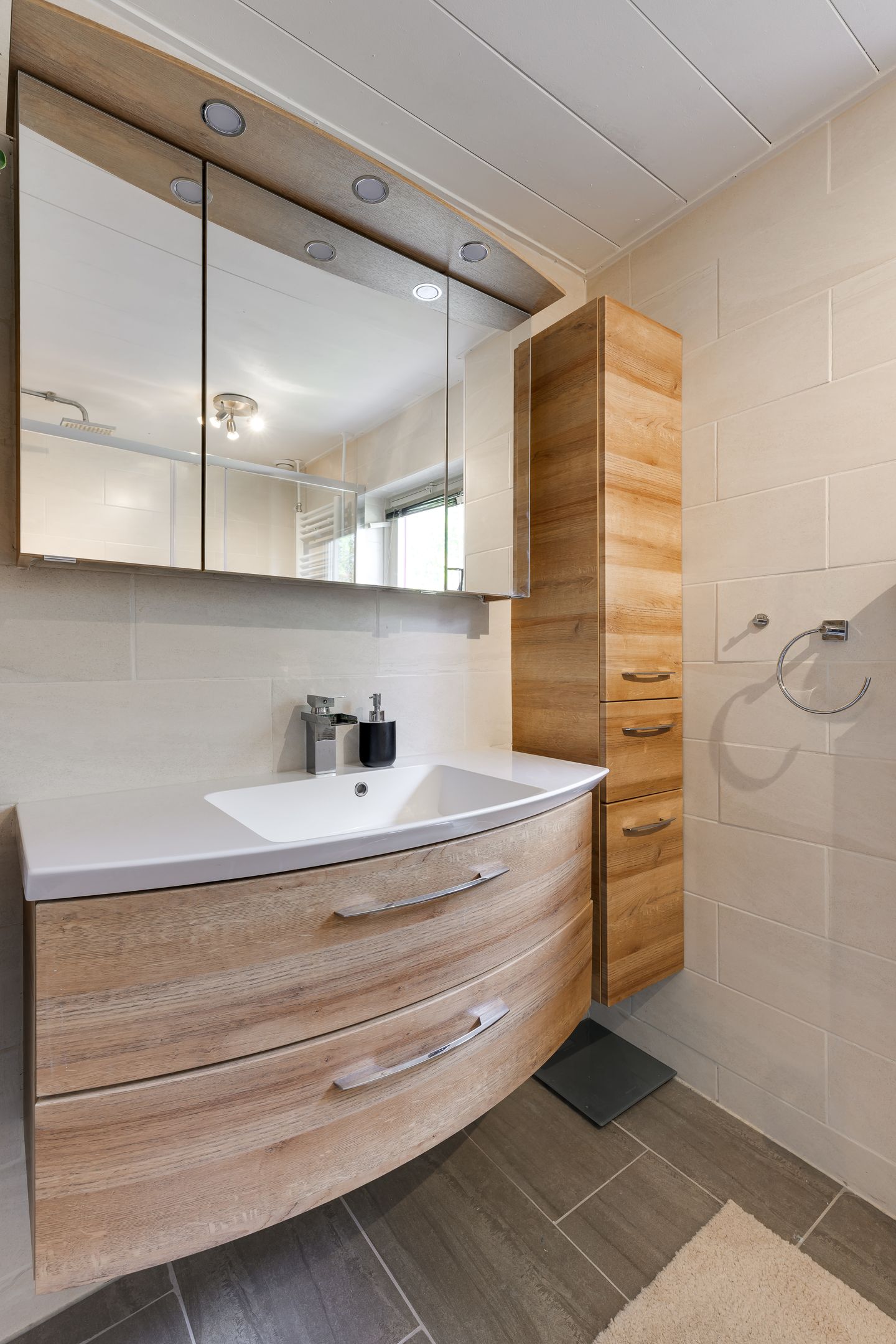 Photo 35 of Beatrixstraat 6
