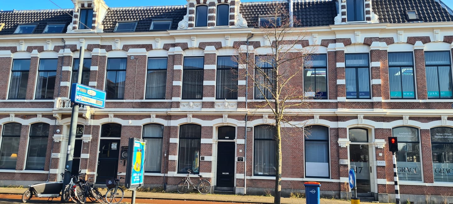 View photo 1 of Wilhelminastraat 13-RD