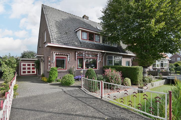 Tussenwoning te koop: Mijdrechtse Zuwe 50, Amstelhoek