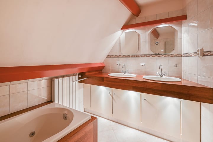 Tussenwoning te koop: Mijdrechtse Zuwe 50, Amstelhoek