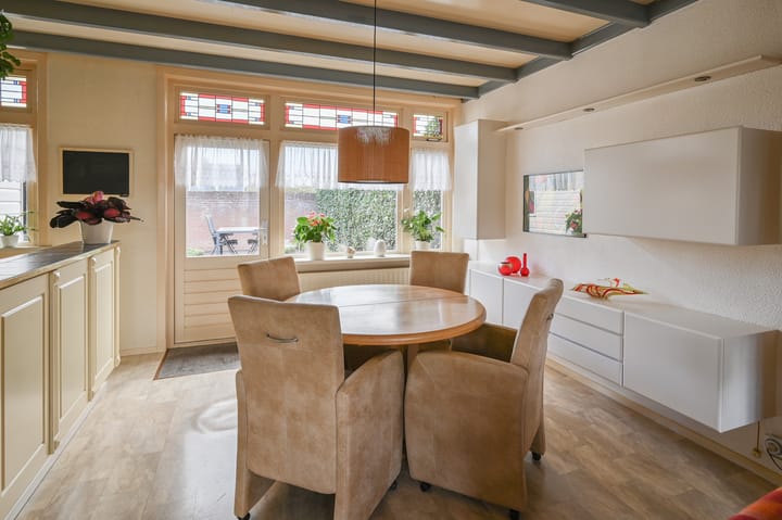 Tussenwoning te koop: Mijdrechtse Zuwe 50, Amstelhoek
