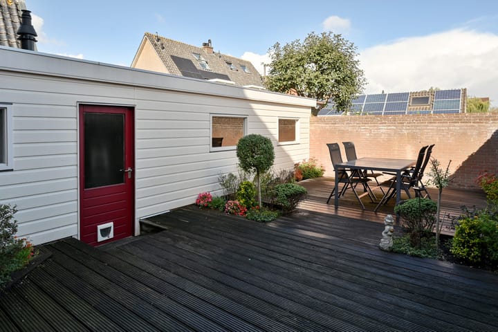 Tussenwoning te koop: Mijdrechtse Zuwe 50, Amstelhoek