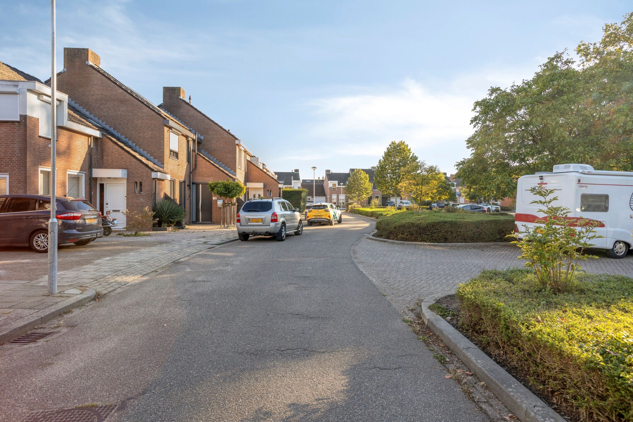 Photo 48 of Burg. Van Laarstraat 20