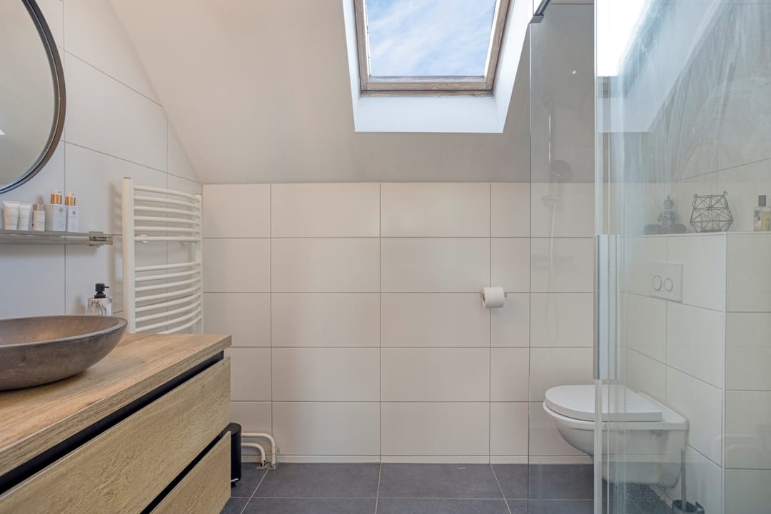 Photo 28 of Burg. Van Laarstraat 20
