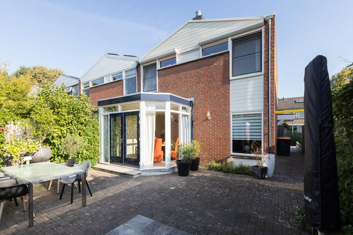Hoekwoning te koop: Thorbeckestraat 17, Groenlo
