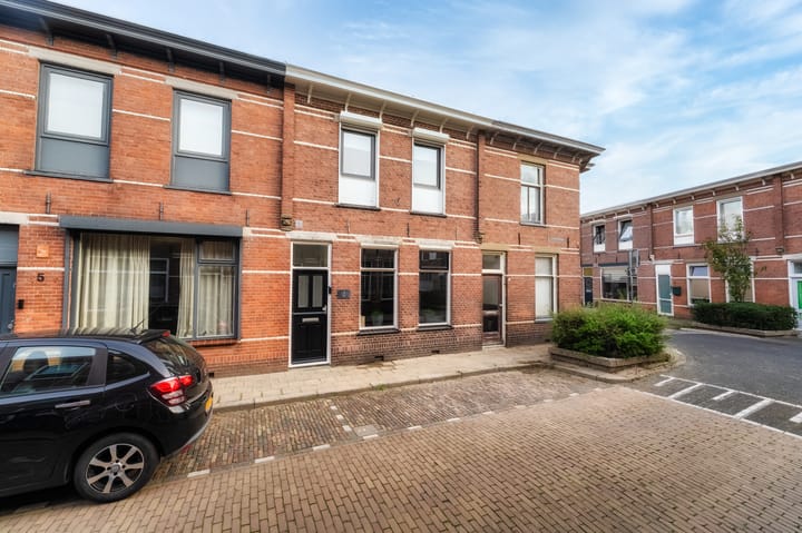 Tussenwoning te koop: Kloosterstraat 3, Kampen