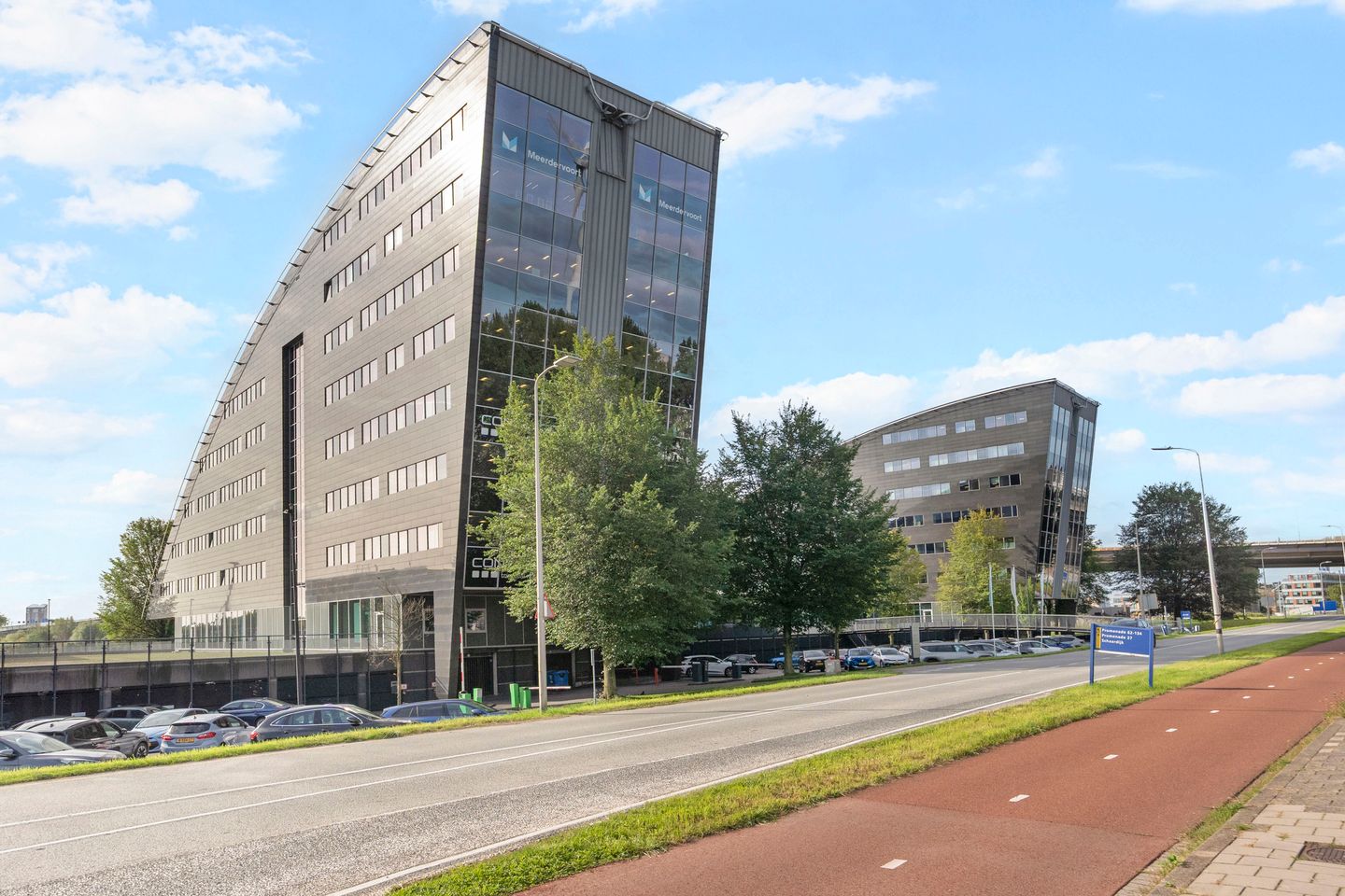 Bekijk foto 1 van Rivium Promenade 100