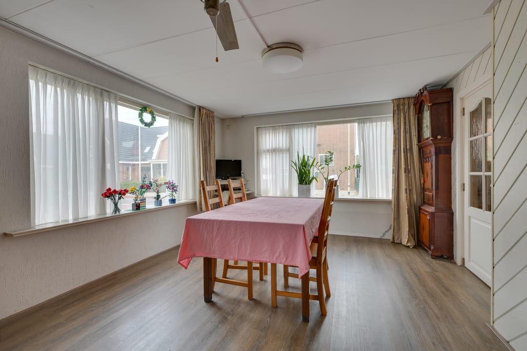 Photo 13 of Koninginneweg 56