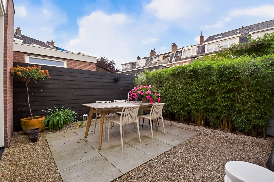 Photo 11 of Barendsestraat 13