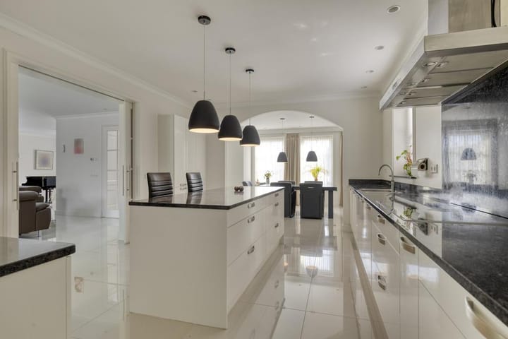 Vrijstaande woning te koop: Vitus Beringstraat 2A, Almere