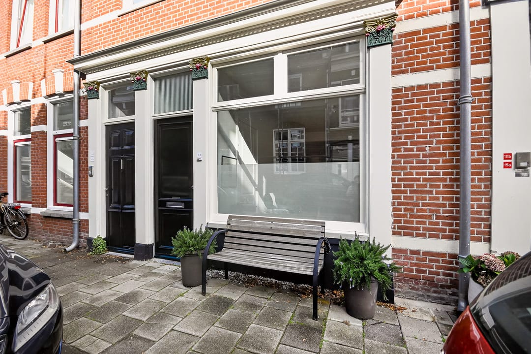 Photo 28 of Barendsestraat 13