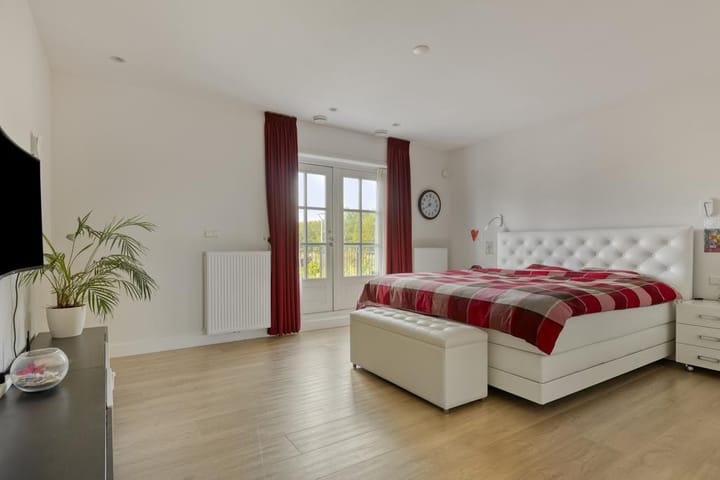 Vrijstaande woning te koop: Vitus Beringstraat 2A, Almere