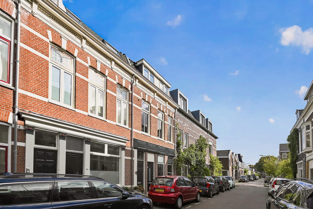 Photo 31 of Barendsestraat 13