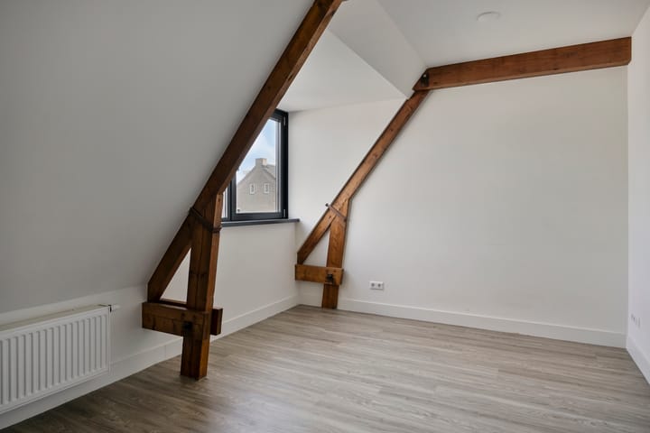 Photo 4 of Hoofdstraat 38-B