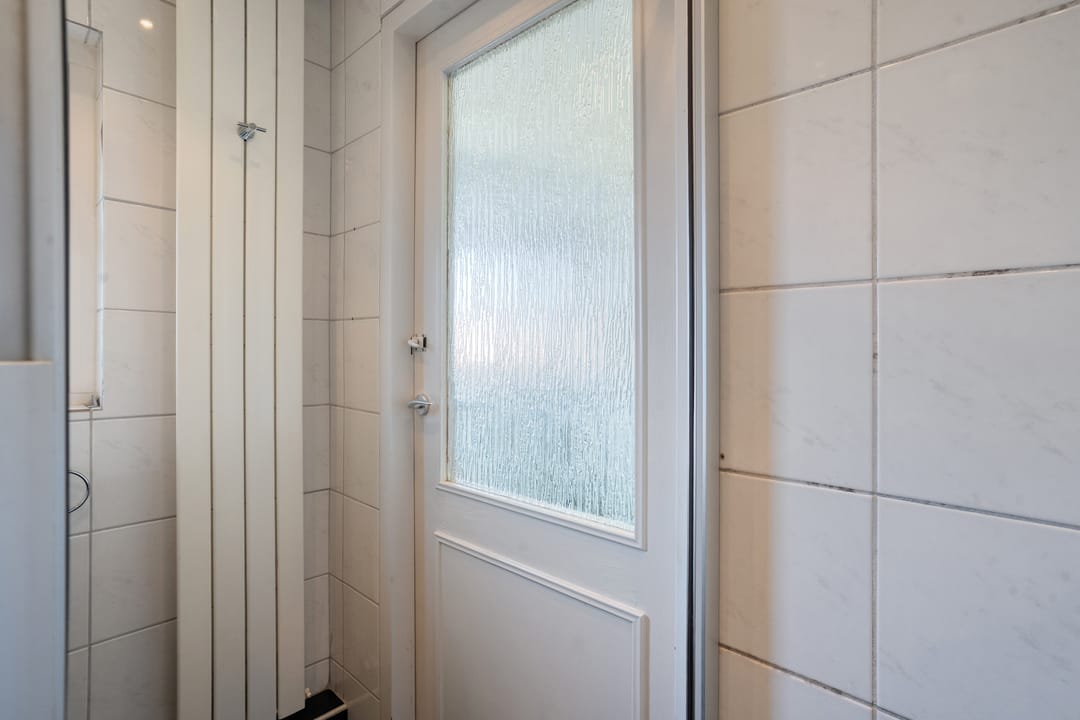 Photo 26 of Diekmanstraat 1-2