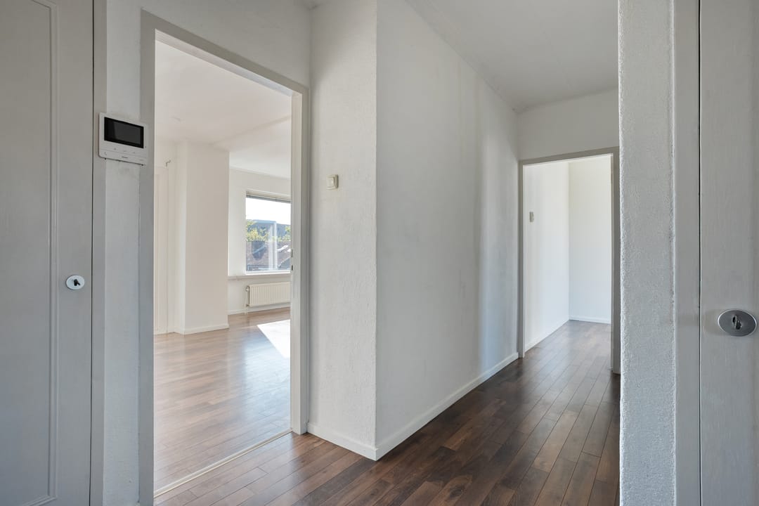 Photo 11 of Diekmanstraat 1-2