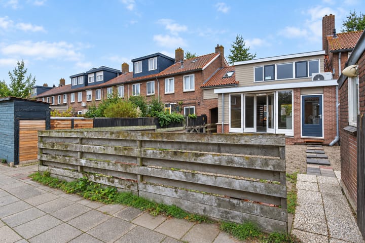 Hoekwoning te koop: Koningin Wilhelminaweg 114, Gouda