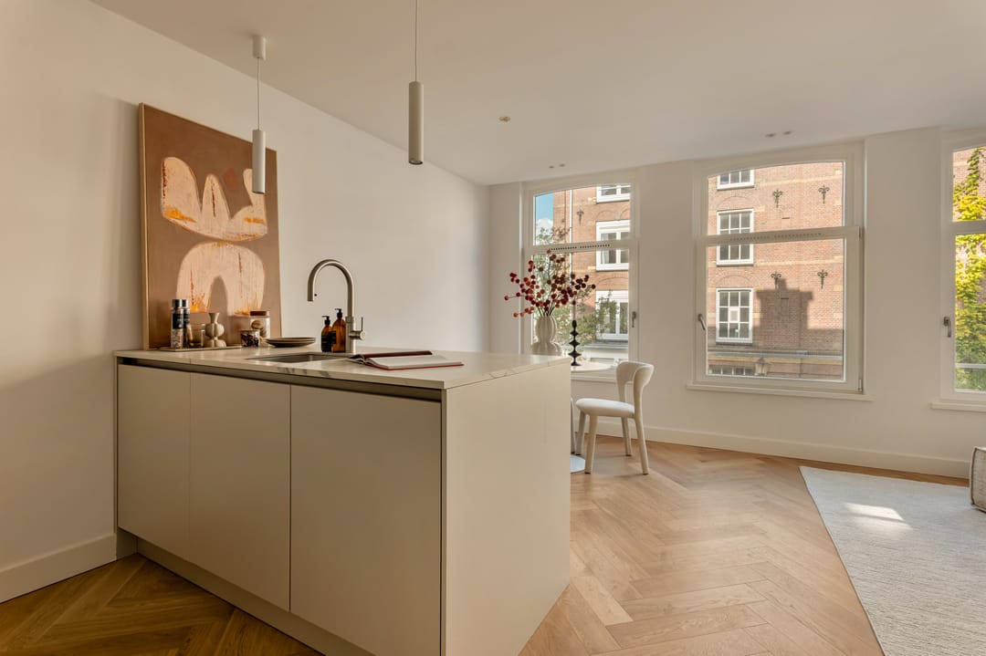 Photo 11 of Van Heemskerckstraat 35-1