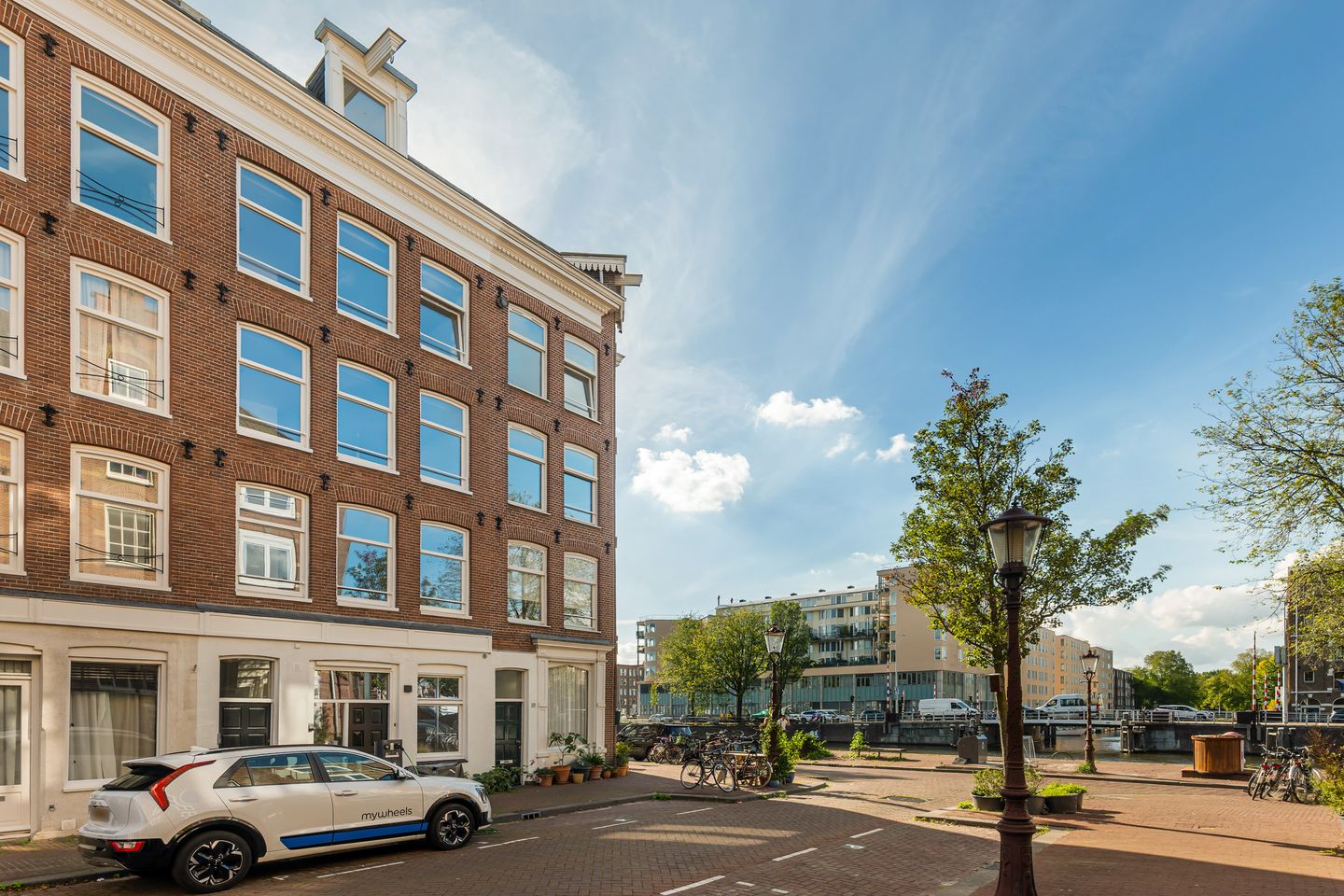 Photo 34 of Van Heemskerckstraat 35-1