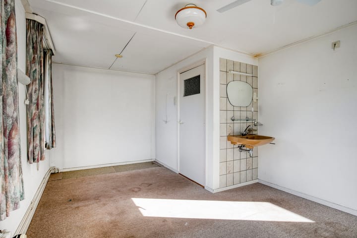 Vrijstaande woning te koop: Provincialeweg 72, Oosteind