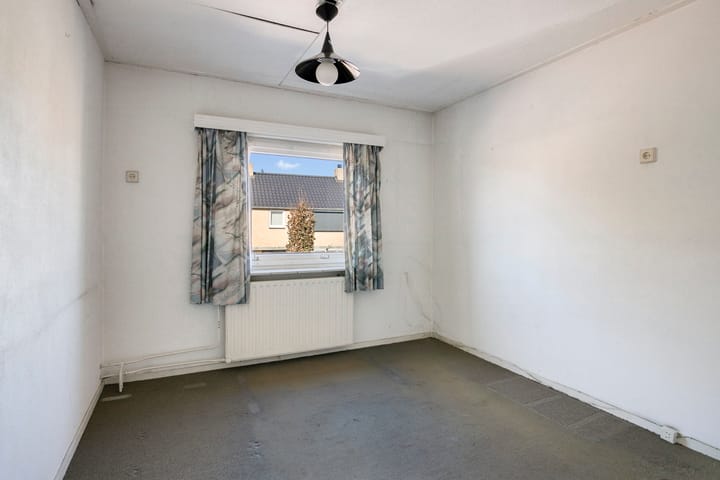 Vrijstaande woning te koop: Provincialeweg 72, Oosteind