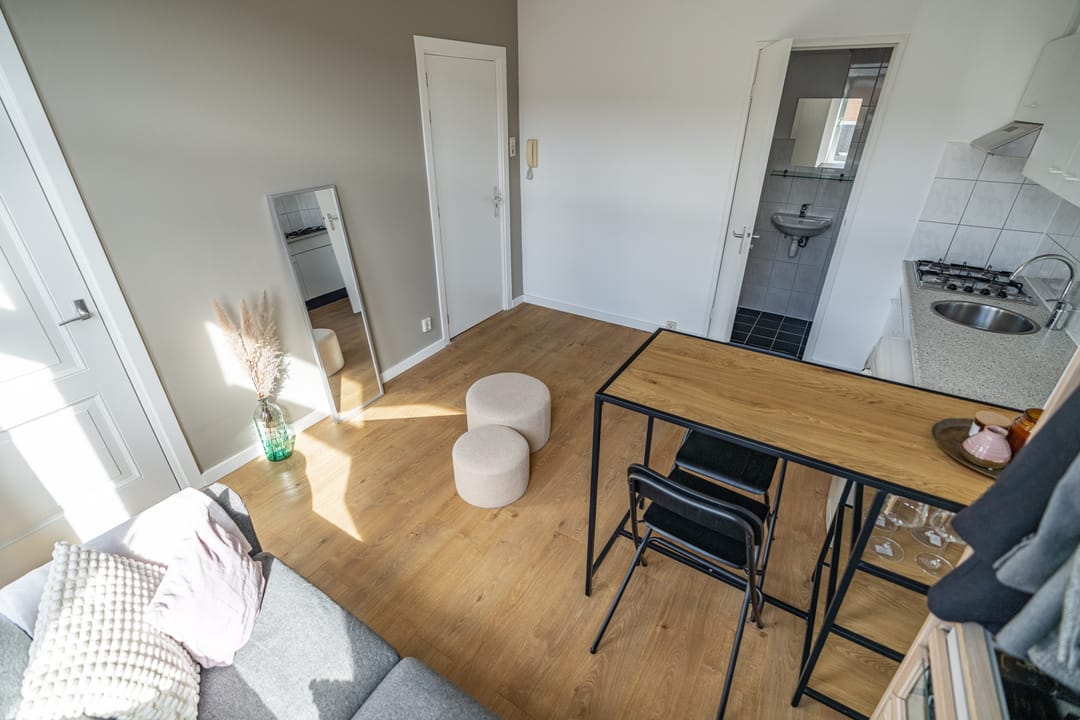 Photo 8 of Van Merlenstraat 29-B