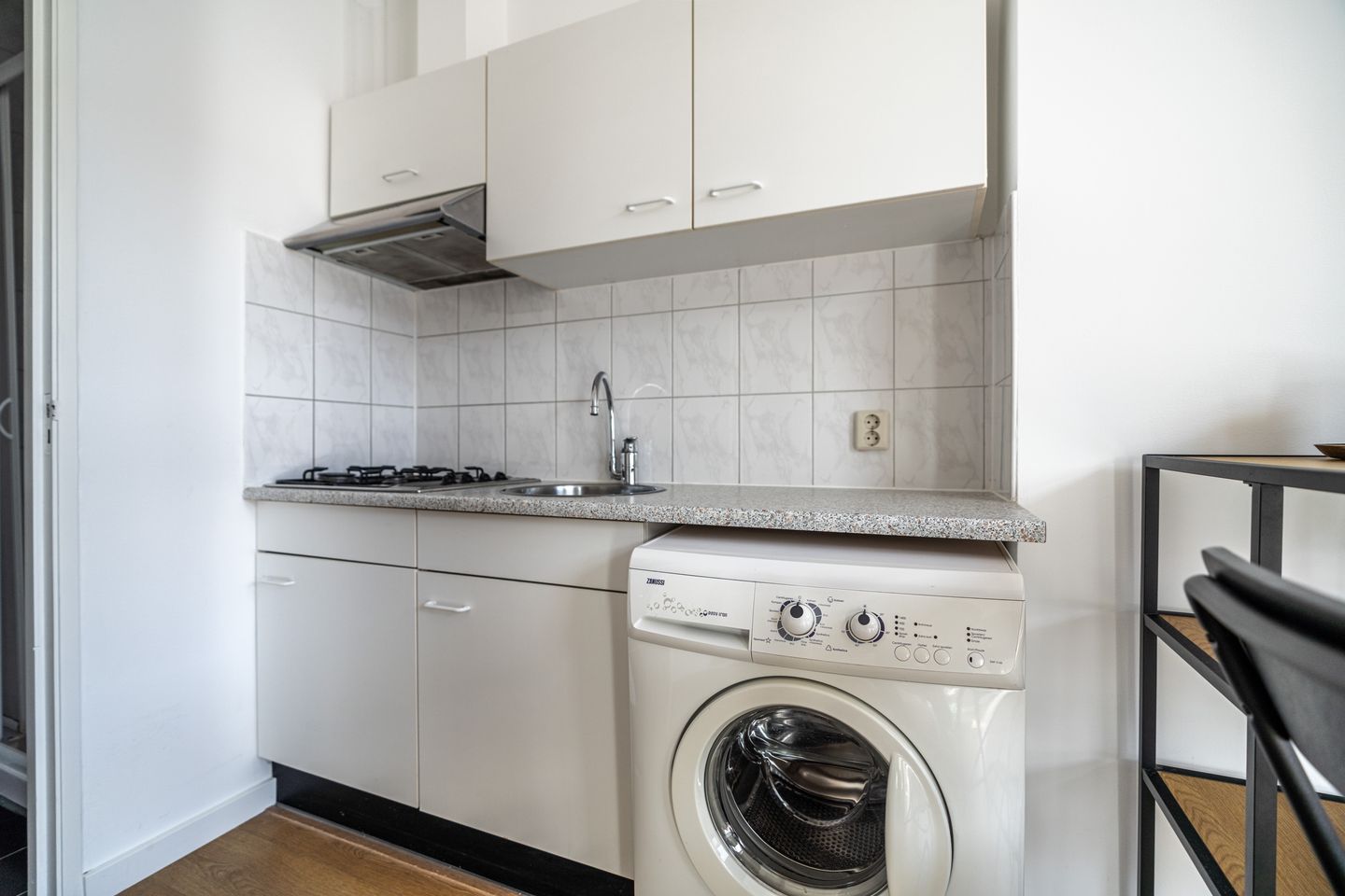 Photo 14 of Van Merlenstraat 29-B